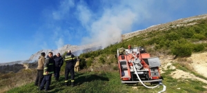Foto - Požar na Perunu