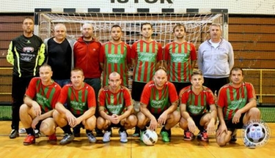 Malonogometaši "Veterani Podstrane - Litrić d.o.o." u polufinalu Božićnog turnira u Solinu
