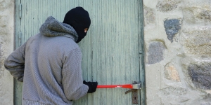 PROVALA Iz kuće u Podstrani ukraden nakit vrijedan 30.000 kuna